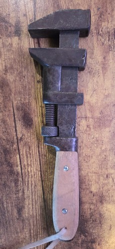 Vintage pexto pipe - pipe, wrench